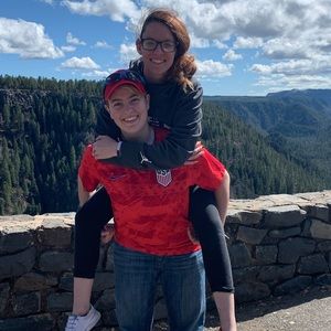 Meet your Posher, Haley